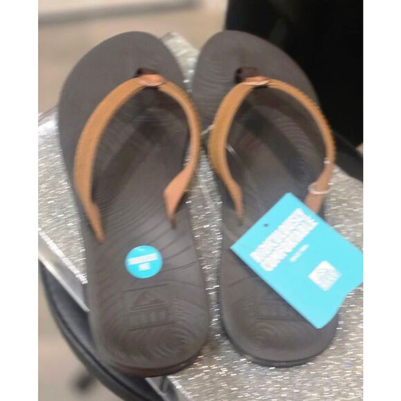 Reef Zen Love Flip-Flop Sandal - Picture 8 of 8